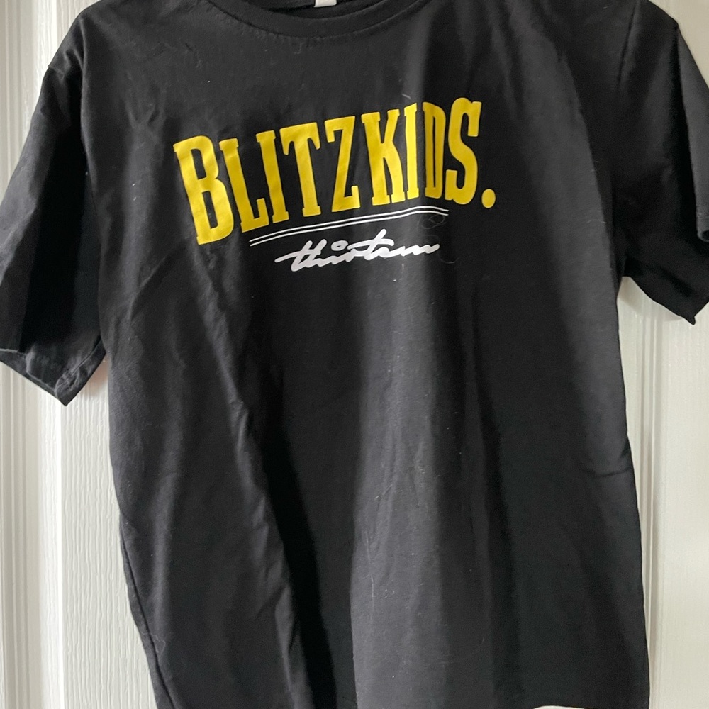 Women’s low cut t shirt